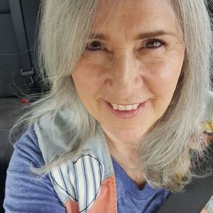 Meet your Posher, Paula